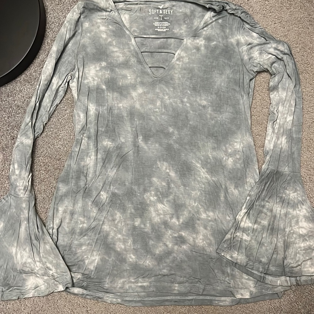 Tie-dye Bell sleeve top